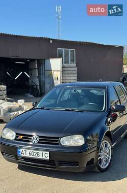 Хэтчбек Volkswagen Golf 1999 в 