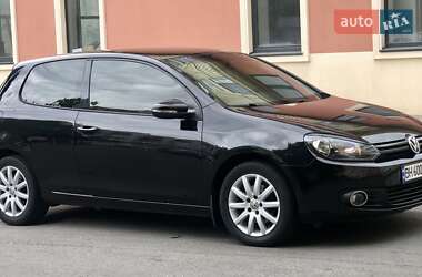 Хэтчбек Volkswagen Golf 2009 в 