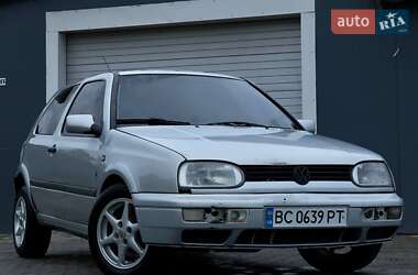 Хэтчбек Volkswagen Golf 1992 в Дрогобыче