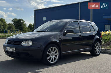 Хетчбек Volkswagen Golf 2002 в Харкові