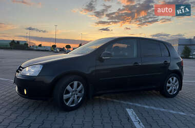 Хэтчбек Volkswagen Golf 2007 в 