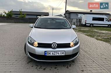 Универсал Volkswagen Golf 2011 в 