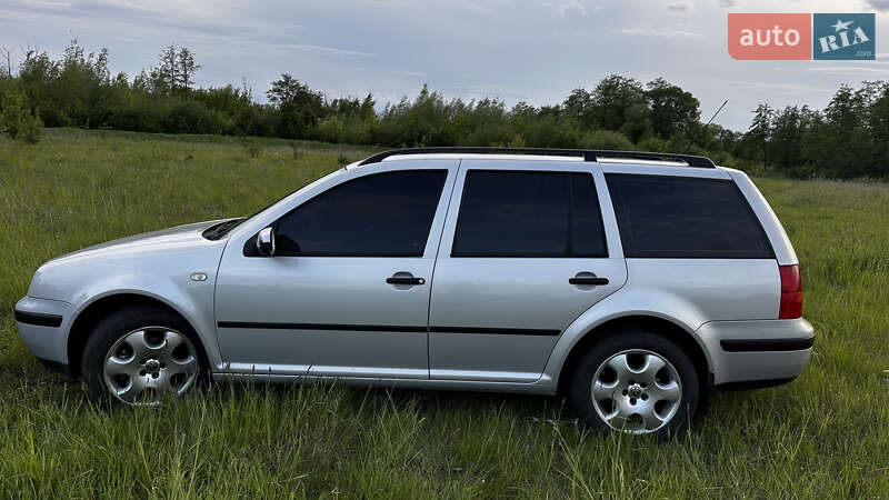 Універсал Volkswagen Golf 1999 в Калинівці