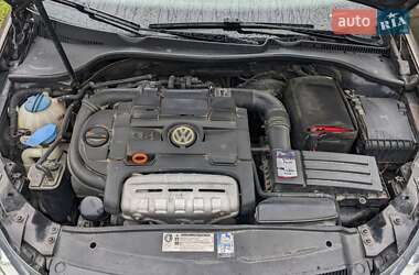Універсал Volkswagen Golf 2010 в Кореці