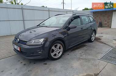 Универсал Volkswagen Golf 2015 в 