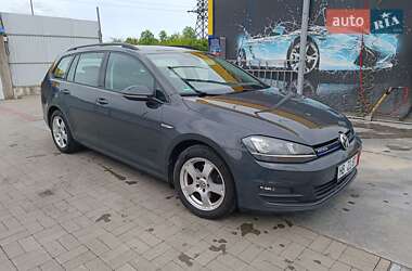 Универсал Volkswagen Golf 2015 в 
