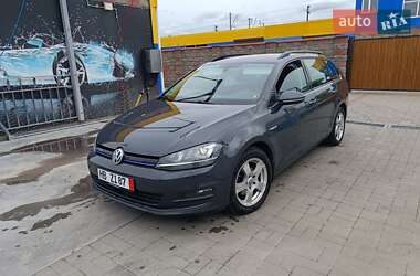 Универсал Volkswagen Golf 2015 в 