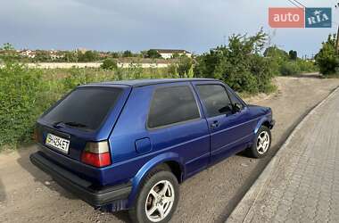 Хэтчбек Volkswagen Golf 1984 в 
