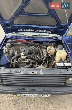 Хэтчбек Volkswagen Golf 1984 в 