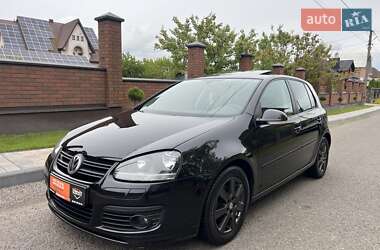 Хетчбек Volkswagen Golf 2008 в Луцьку