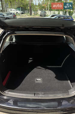 Універсал Volkswagen Golf 2012 в 