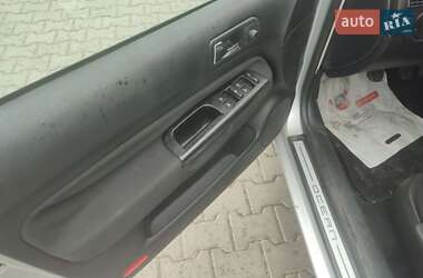 Универсал Volkswagen Golf 2003 в 