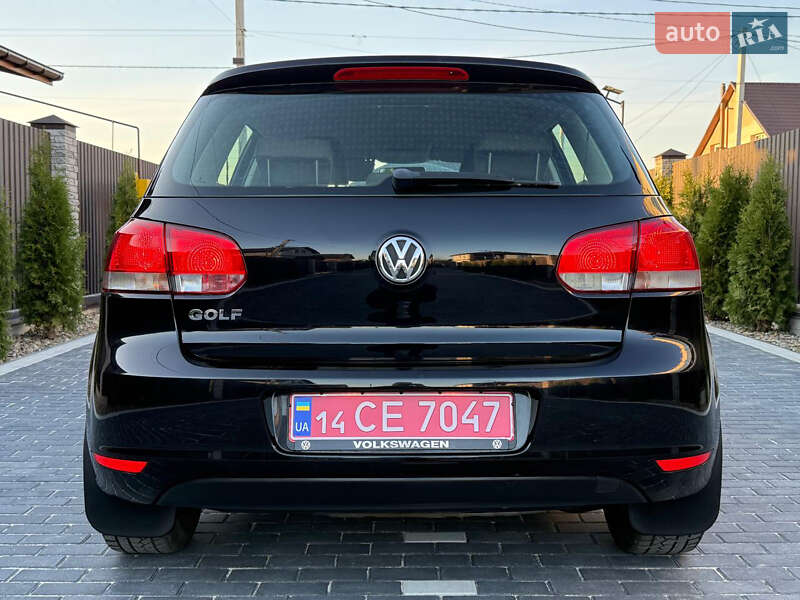 Хетчбек Volkswagen Golf 2010 в Вінниці