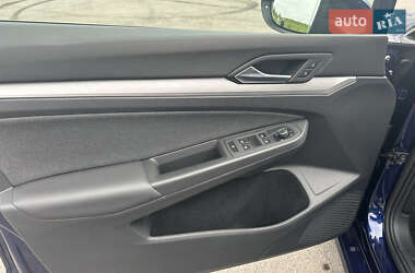 Универсал Volkswagen Golf 2023 в 