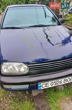 Хэтчбек Volkswagen Golf 1996 в Черновцах
