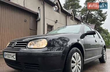 Універсал Volkswagen Golf 2003 в 