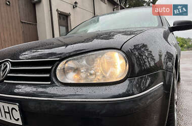 Універсал Volkswagen Golf 2003 в 
