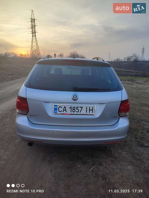 Універсал Volkswagen Golf 2010 в Новоархангельську