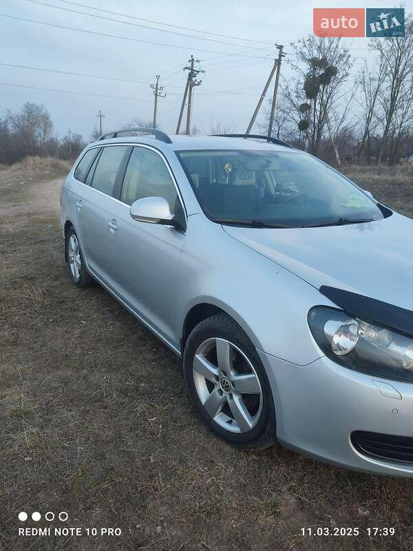 Універсал Volkswagen Golf 2010 в Новоархангельську