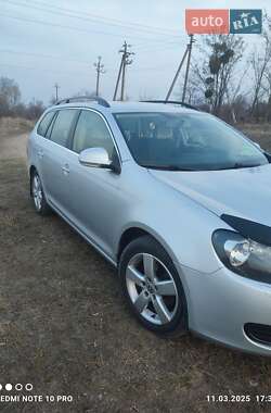 Универсал Volkswagen Golf 2010 в 