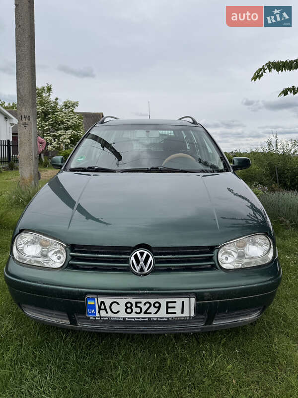 Volkswagen Golf 2000