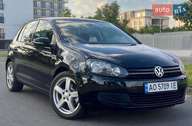 Хэтчбек Volkswagen Golf 2009 в Мукачево