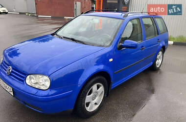 Универсал Volkswagen Golf 2000 в Киеве