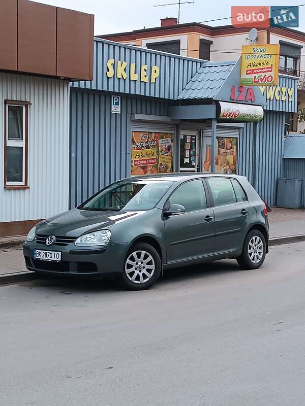 Volkswagen Golf 2005