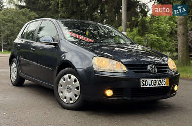 Хэтчбек Volkswagen Golf 2006 в Умани