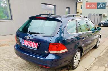 Універсал Volkswagen Golf 2009 в 