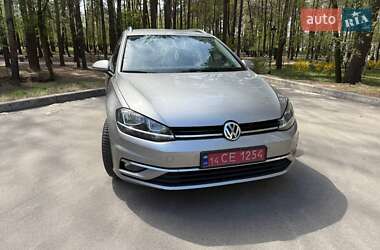 Універсал Volkswagen Golf 2019 в Києві