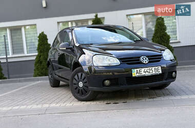 Хэтчбек Volkswagen Golf 2006 в Измаиле