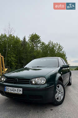 Хэтчбек Volkswagen Golf 2001 в Монастыриске