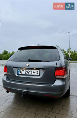 Универсал Volkswagen Golf 2011 в 