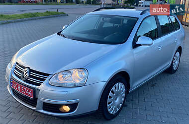 Універсал Volkswagen Golf 2008 в Вінниці