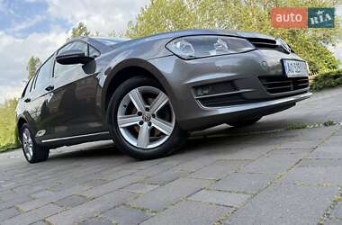 Універсал Volkswagen Golf 2015 в 