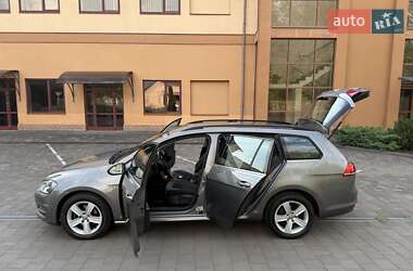 Універсал Volkswagen Golf 2015 в 