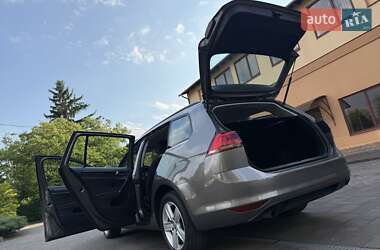 Універсал Volkswagen Golf 2015 в 