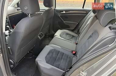 Універсал Volkswagen Golf 2015 в 