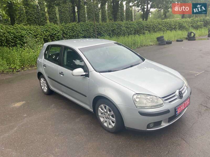 Хэтчбек Volkswagen Golf 2009 в Луцке