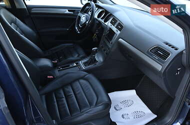 Універсал Volkswagen Golf 2014 в 
