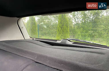 Хэтчбек Volkswagen Golf 2000 в 