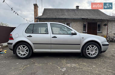 Хэтчбек Volkswagen Golf 2000 в Луцке