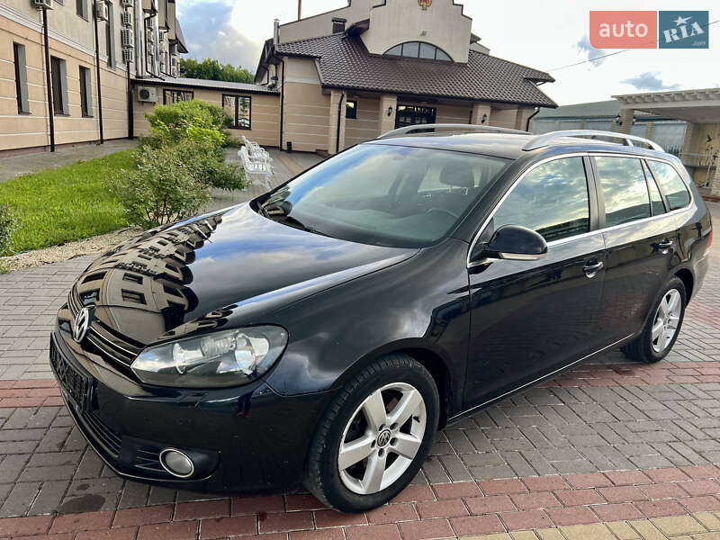 Універсал Volkswagen Golf 2011 в 