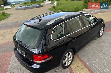 Універсал Volkswagen Golf 2011 в 