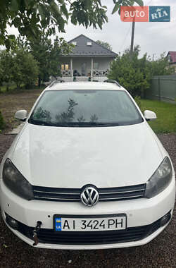 Універсал Volkswagen Golf 2010 в Києві