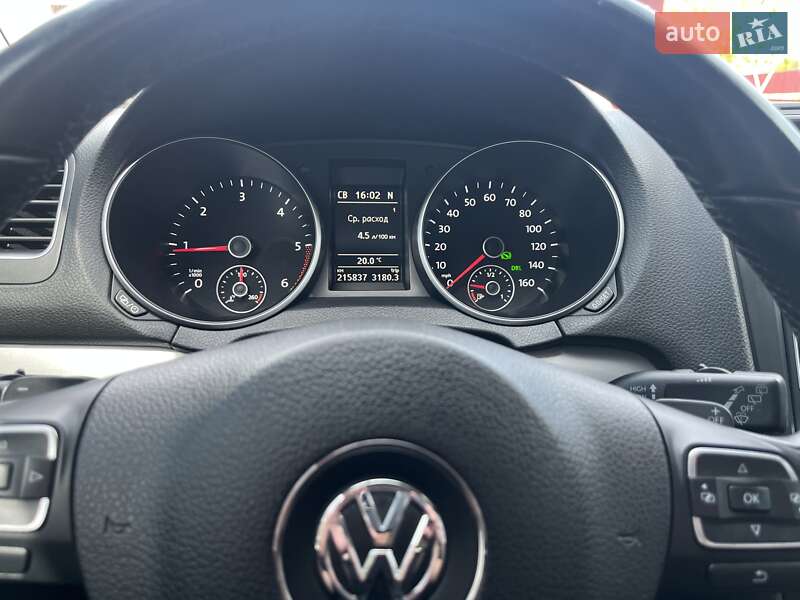 Хэтчбек Volkswagen Golf 2013 в Одессе