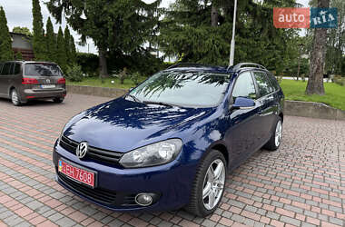 Универсал Volkswagen Golf 2009 в Староконстантинове