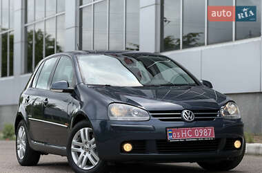 Хэтчбек Volkswagen Golf 2009 в 