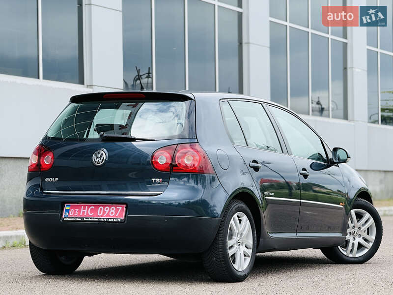 Хетчбек Volkswagen Golf 2009 в Білій Церкві